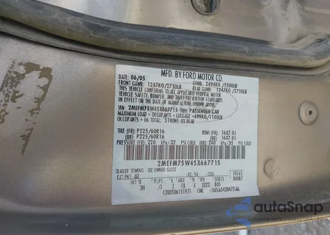 2005 Mercury Grand Marquis Ls/Lse z USA, uszkodzony, nr VIN 2MEFM75W45X667715